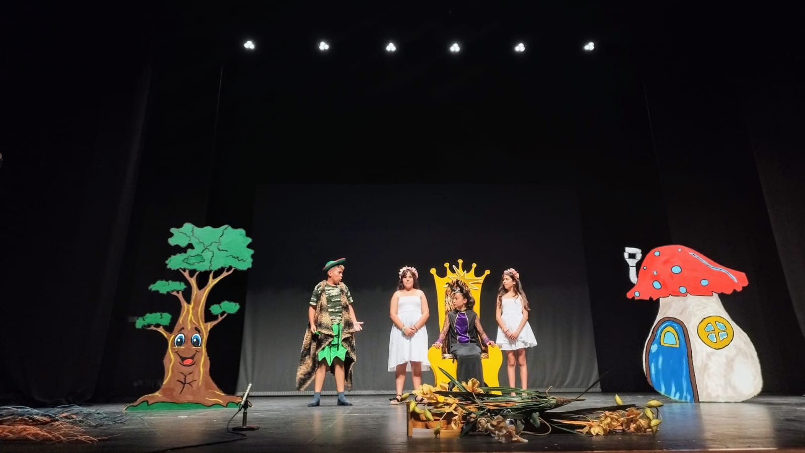 Featured image for “Dieciséis centros educativos participan en la puesta en escena de la 18ª Muestra de Teatro Escolar de Agüimes.”