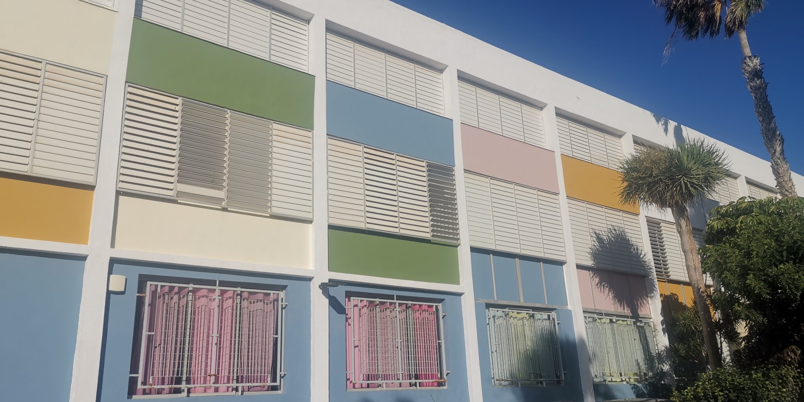 Featured image for “Finalizadas las obras de mejora en los colegios Beñesmén y Doramas en el Cruce de Arinaga.”