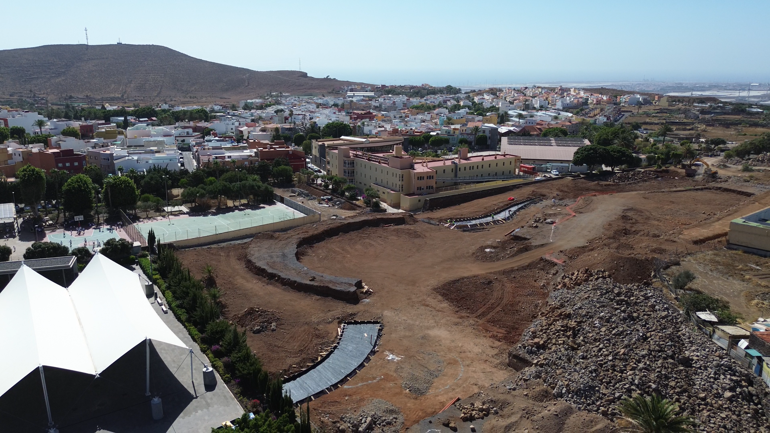 Featured image for “Cabildo y Ayuntamiento proyectan finalizar el Parque Urbano de Agüimes a comienzos de 2028. ”